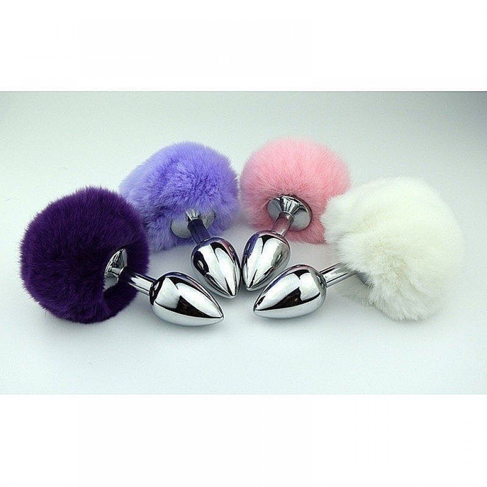 PLUG ANAL POMPOM DE COELHO TAMANHO M 7061 Plug Anal em Aço Pompom de Coelho - Sexy Import É um Plug Anal confeccionado em aço inoxidável polido à mão, possui forma cônica que proporciona sensaçõesde prazer para quem utiliza. PLUG ANAL POMPOM DE COELHO TAMANHO M 7061