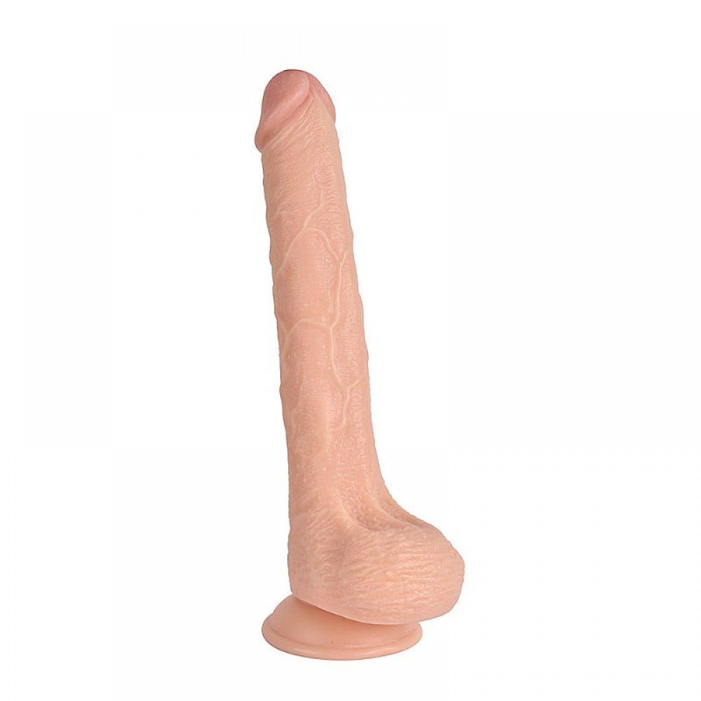 PENIS REALISTICO ULTRA COM VENTOSA 7639 Prótese realística em forma de pênis, confeccionado em TPE possui glande definida,textura de veias, escroto e ventosa para penetrações em ângulo reto. PENIS REALISTICO ULTRA COM VENTOSA 7639